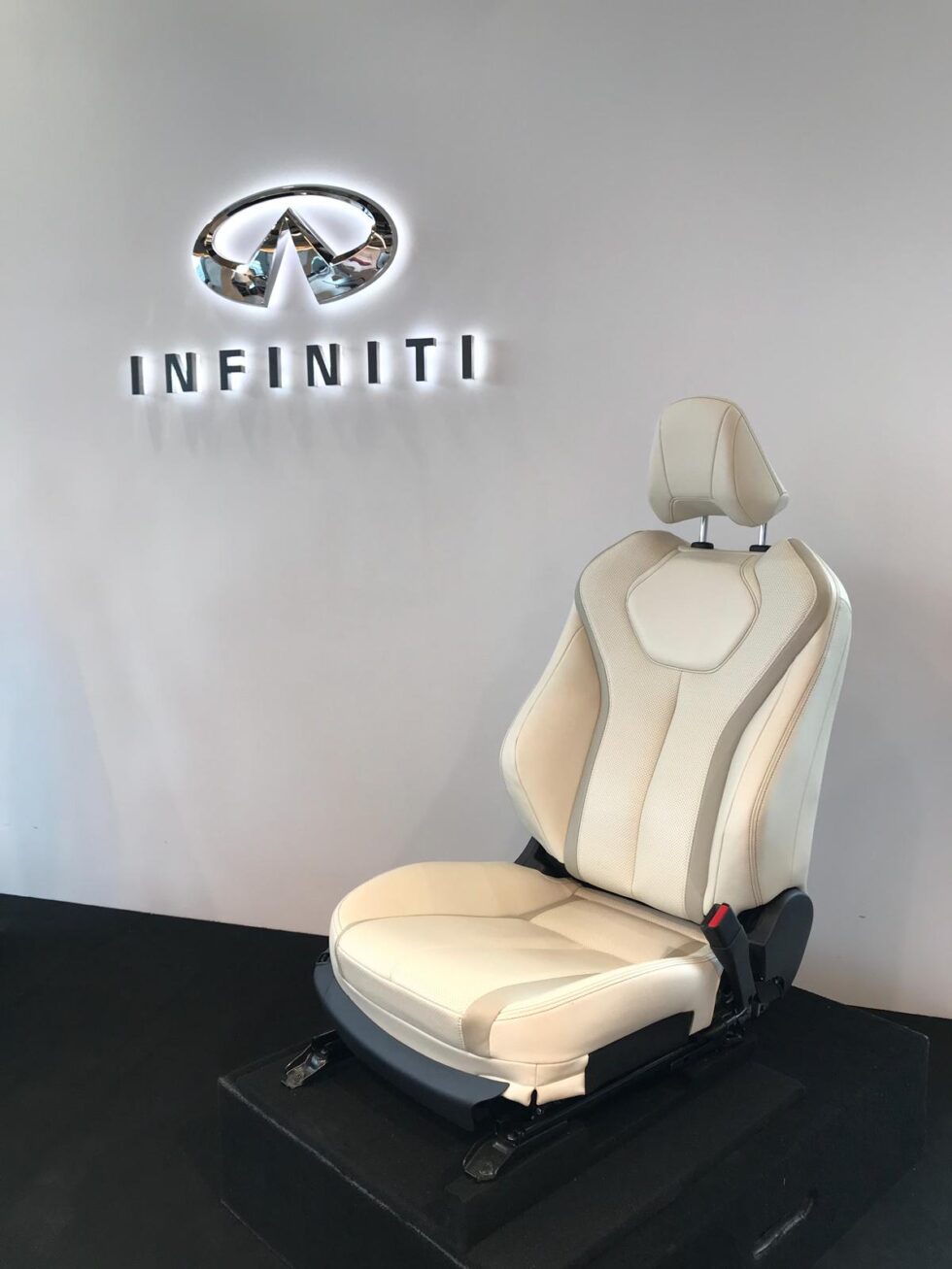 INFINITI